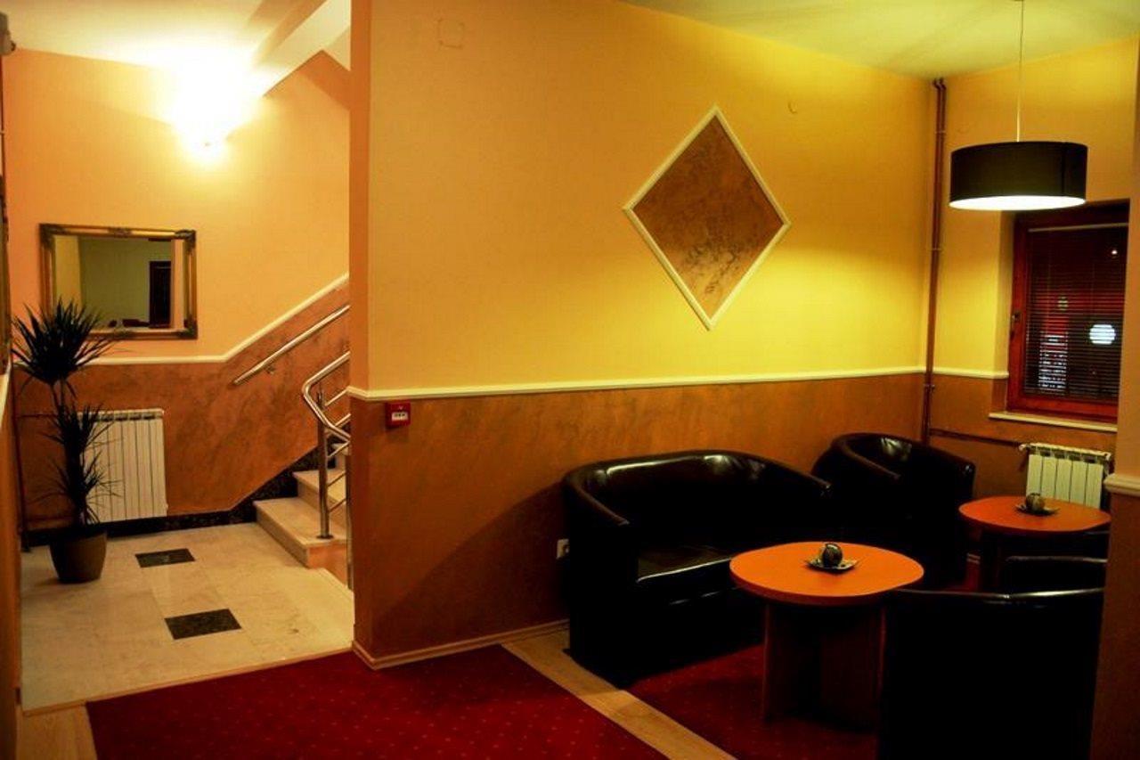 Hotel Arizona Sarajevo Lukavica Dış mekan fotoğraf